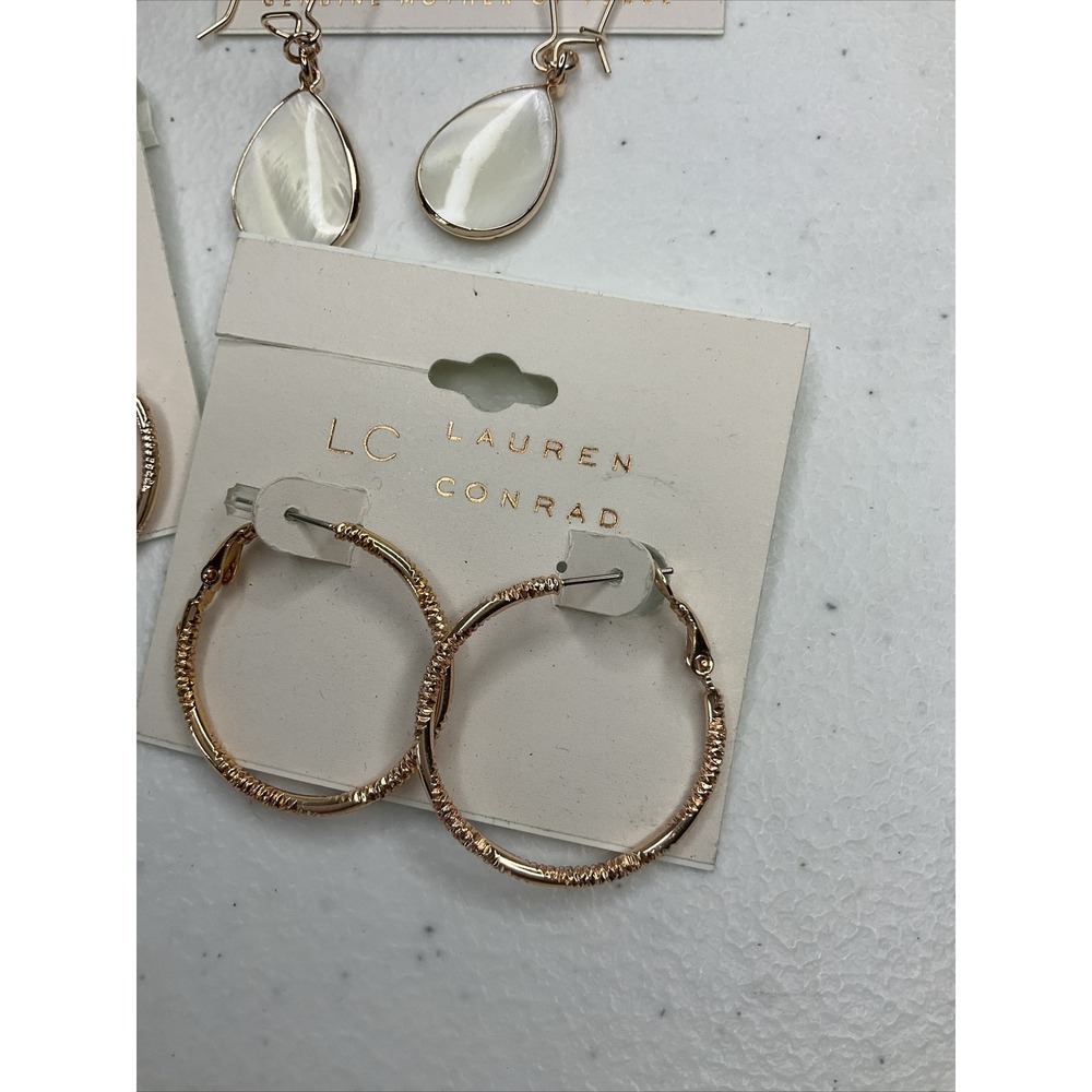 LC Lauren Conrad Teardrop Hoop Earrings Lot Of 4 Gold Tone Dangle Drop NWT - Picture 4 of 7
